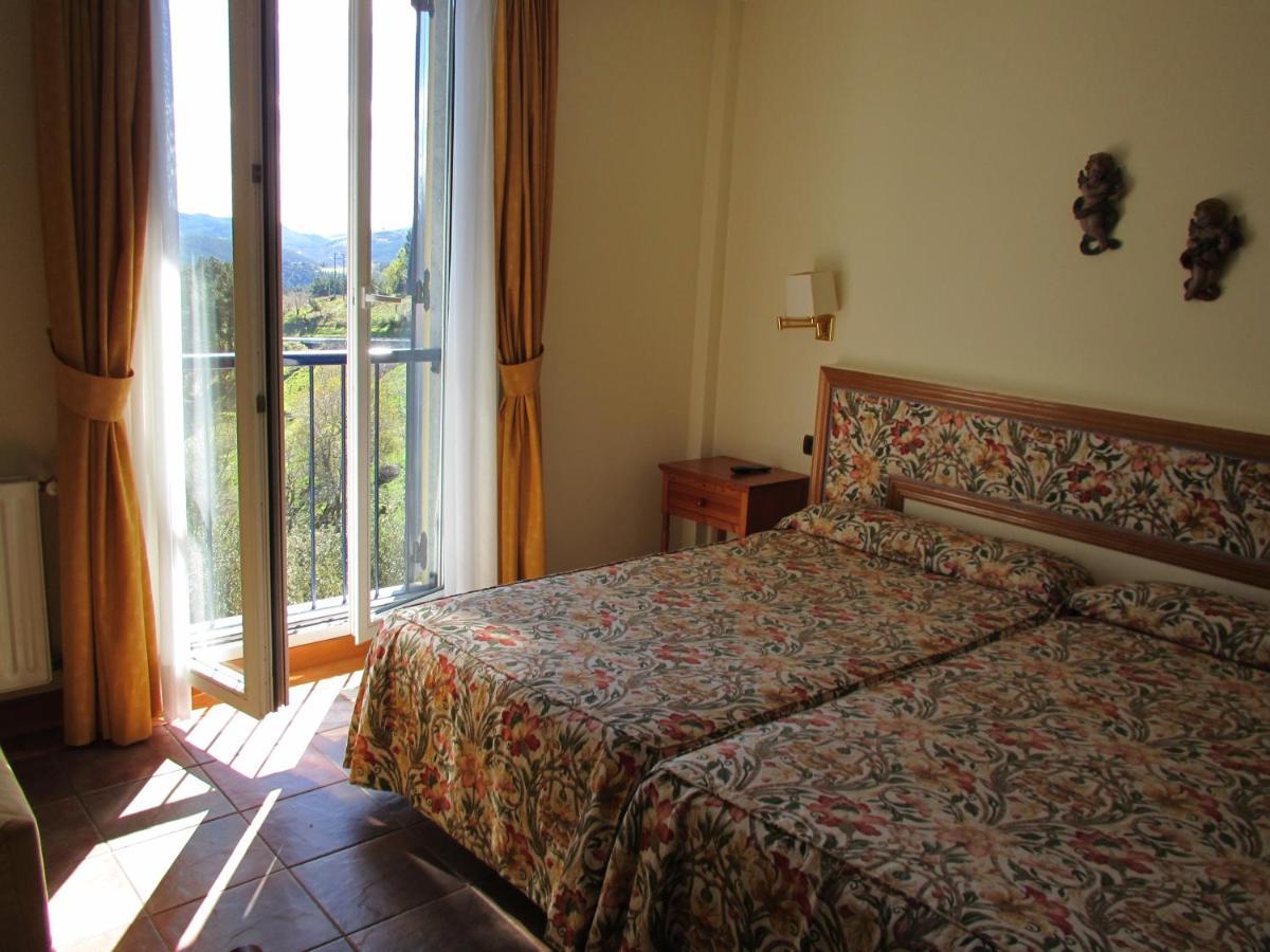 Hotel Ermintxo Ea Esterno foto